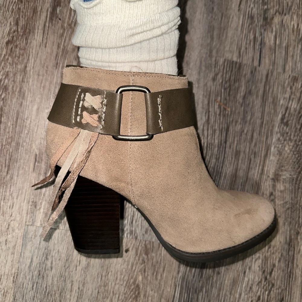 Kensie Cowgirl Western Boho Ankle Heel Booties with Buckle and Tassel Detail